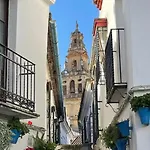 Geysotur Puerta De La Axerquia Parking Gratis דירה