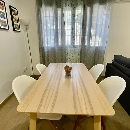 La Puerta De La Axerquia Parking Y Wifi Gratis